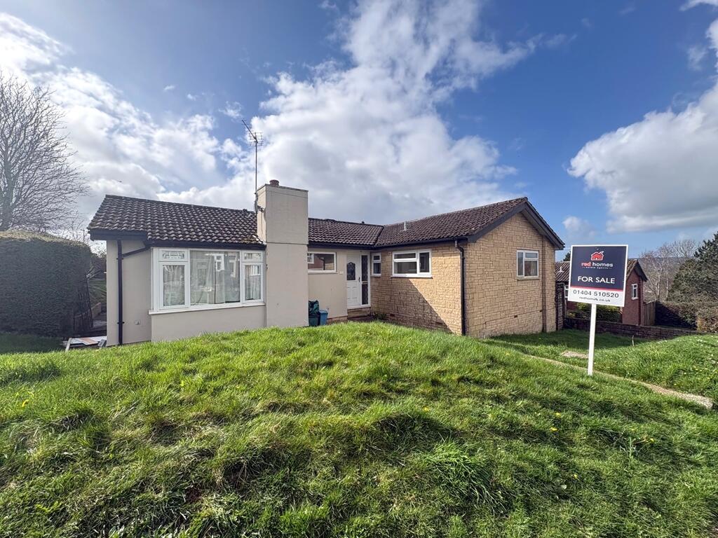 Main image of property: Avenue Mezidon-canon, Honiton