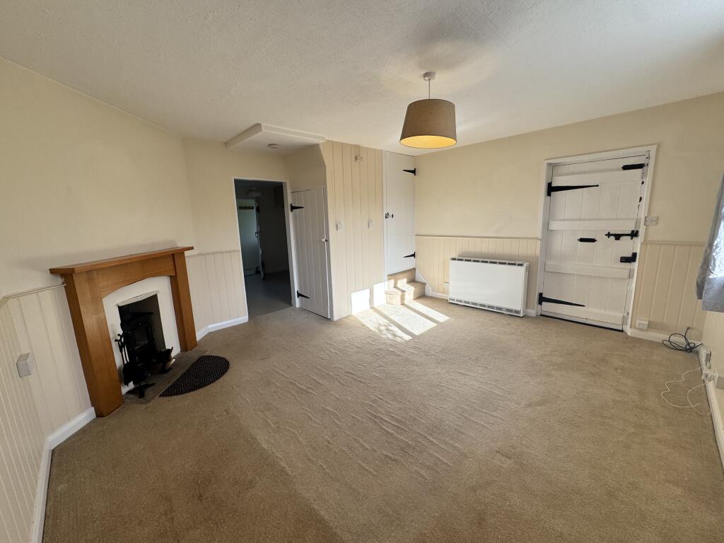 House in Vale of White Horse, Great Faringdon - More