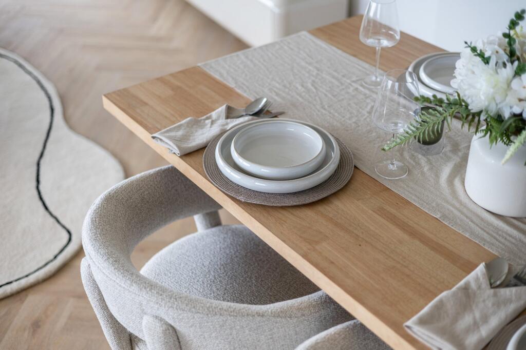 Apartment in Christchurch, Pokesdown, Bournemouth - More