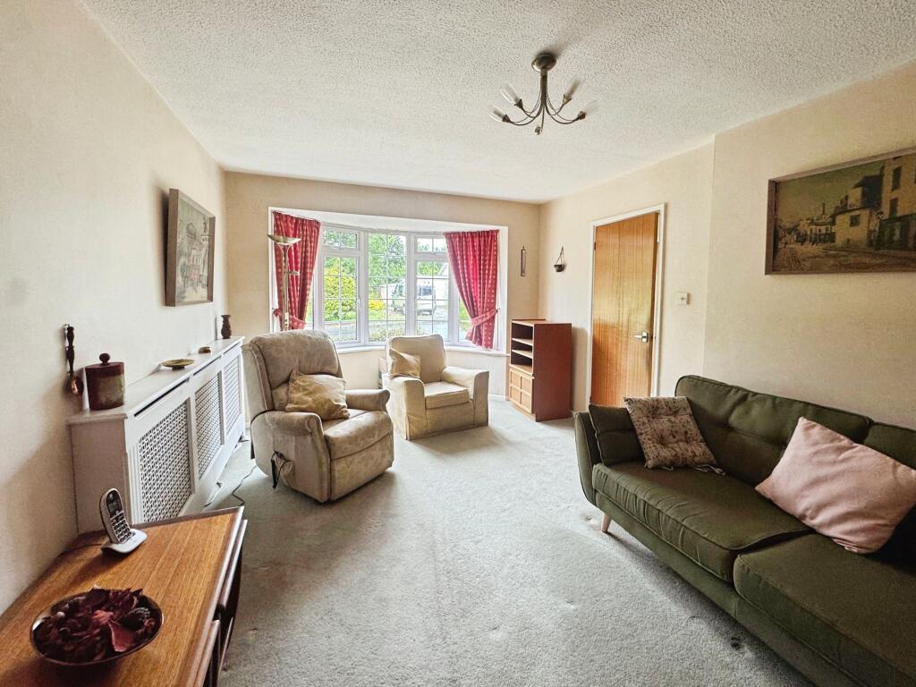 House in Warminster, Tascroft Rise, Wiltshire - View 3