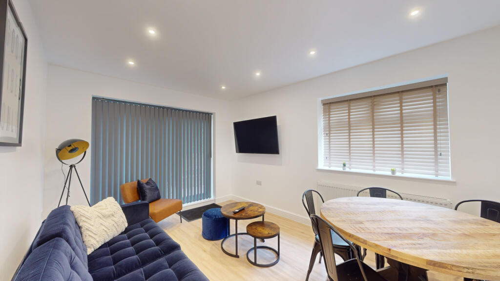 House in Charnwood, Shelthorpe - View 3