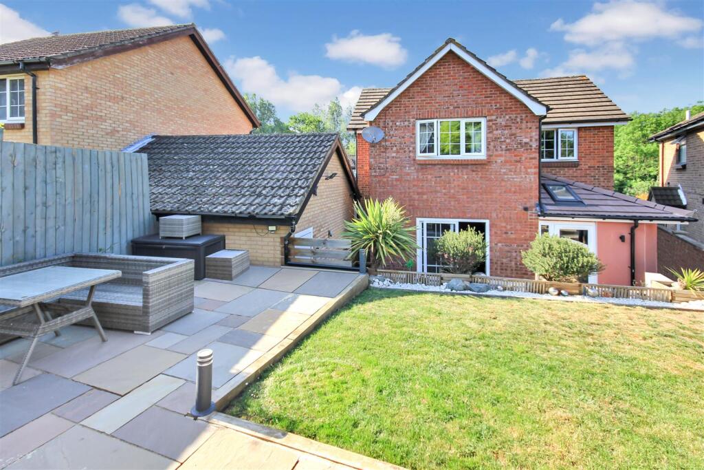 Muirfield Road, Wellingborough - View 4