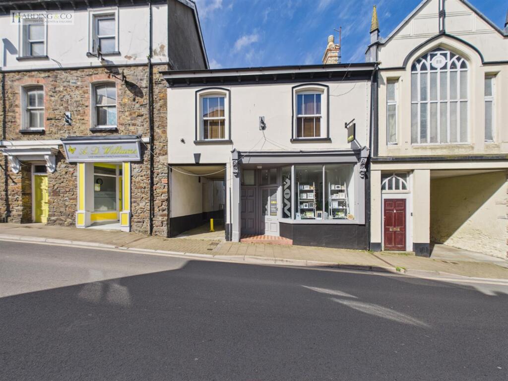 Main image of property: Fore Street, Northam
