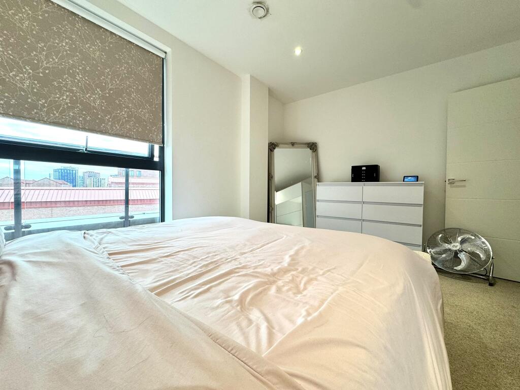 Apartment in London - View 4