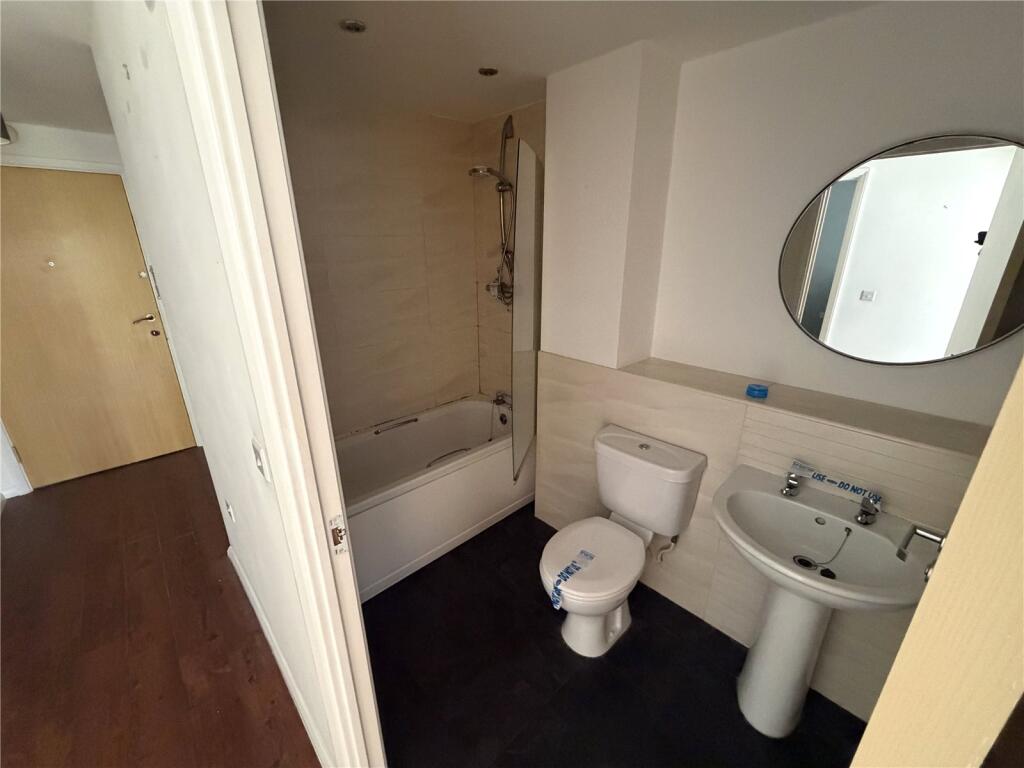 Apartment in Newcastle upon Tyne - More