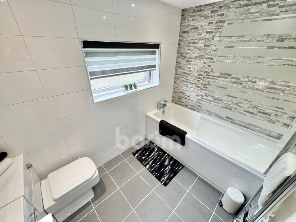 House in Paisley - View 5