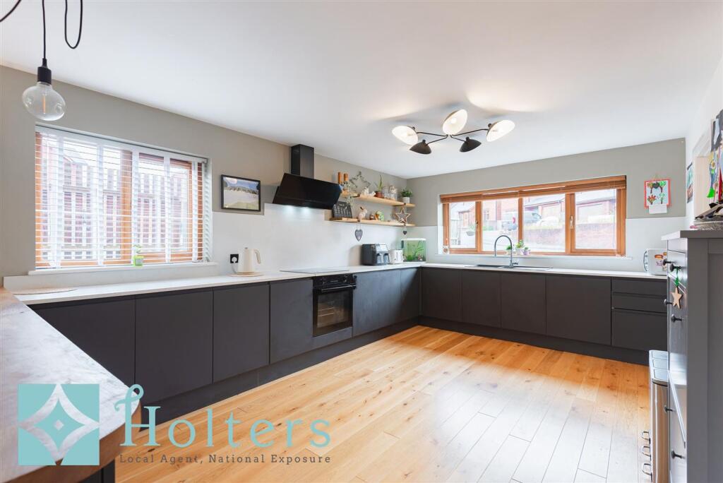House in Llandrindod Wells - View 2