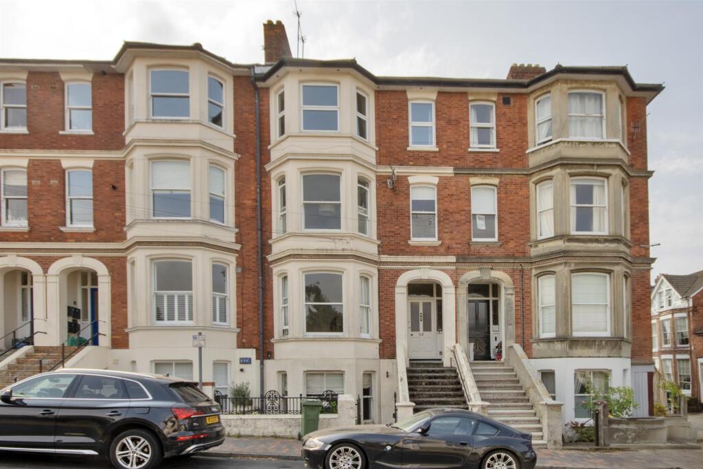 Main image of property: Grove Hill Road, Royal Tunbridge Wells