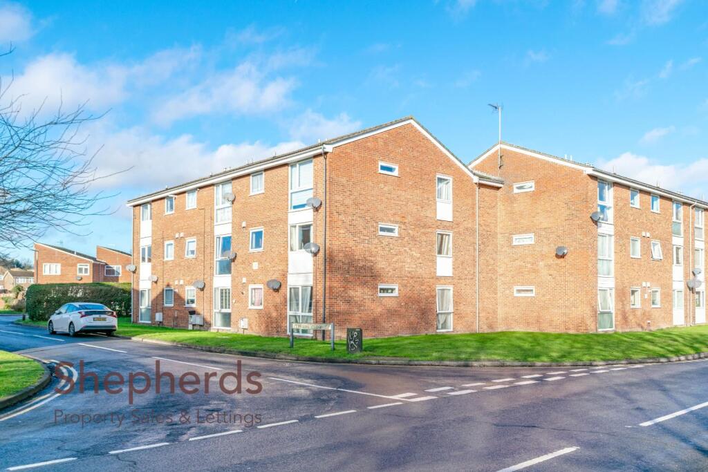 Main image of property: Clyfton Close, Broxbourne