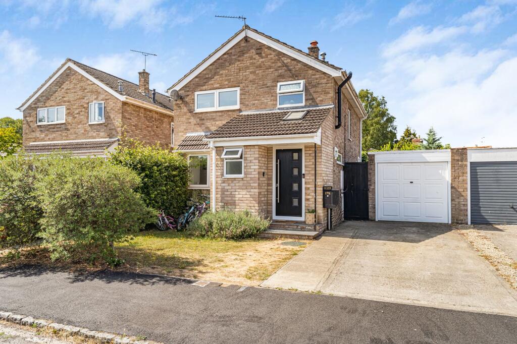 Main image of property: Walkers Close, Freeland, OX29