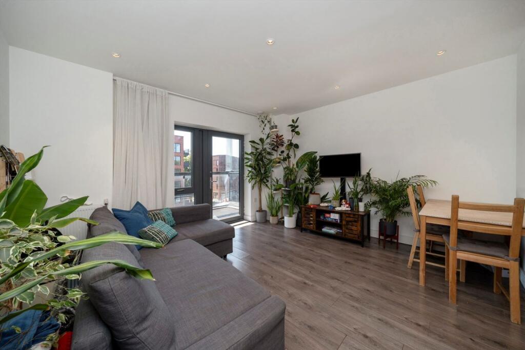 Apartment in London - View 2