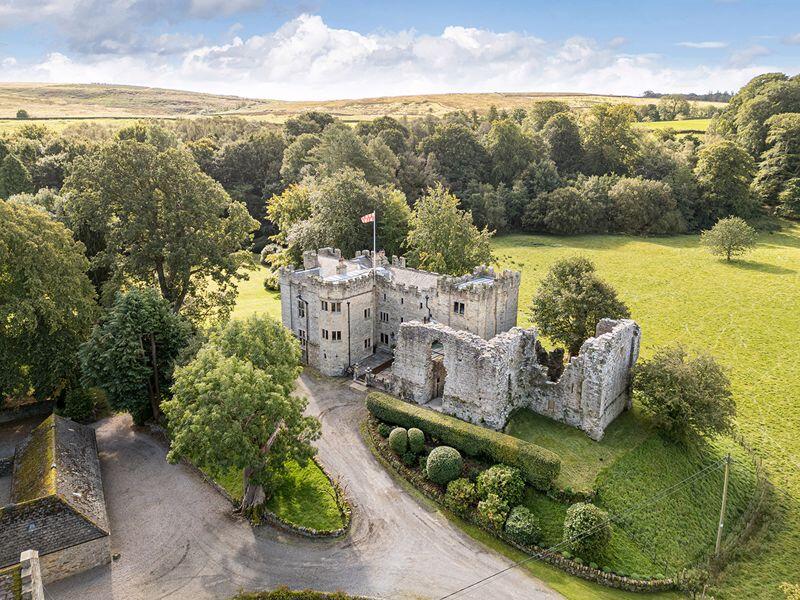 8-bed other on Bellister Castle, Haltwhistle, Northumberland, £2,500,000