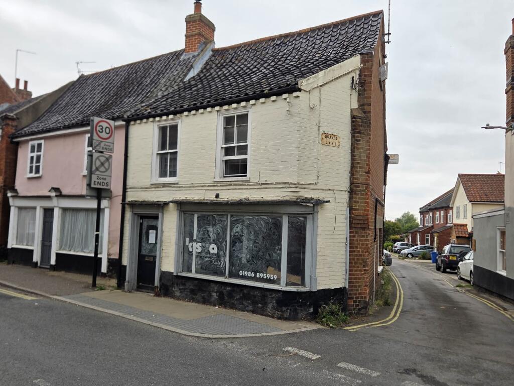 Main image of property: Shop and Studio Flat, 2 Upper Olland Street, Bungay, Suffolk NR35 1BG