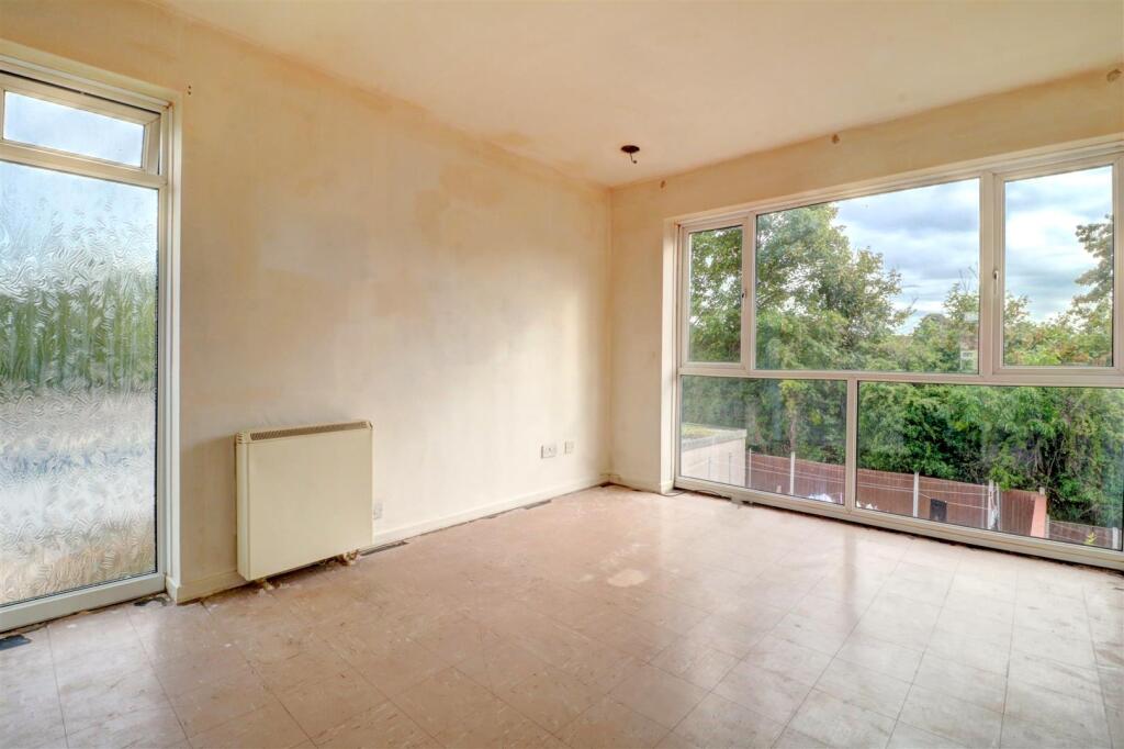 Apartment in Walsall - View 5