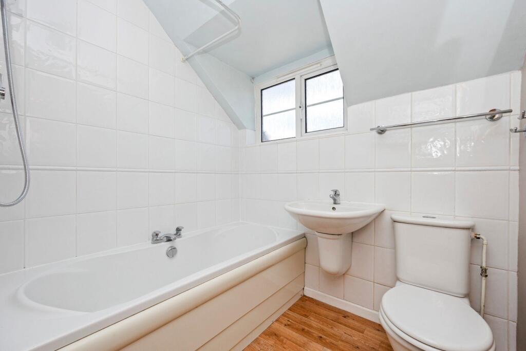 House in Hove, Brighton and Hove - View 3