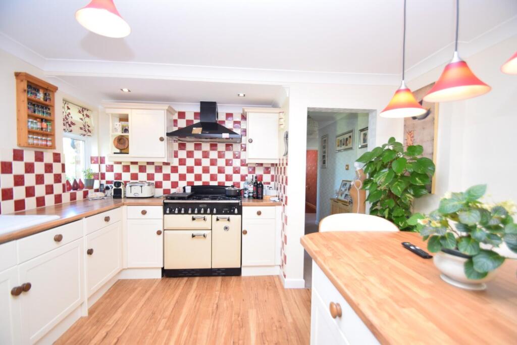 House in Eastbourne, East Sussex - View 4