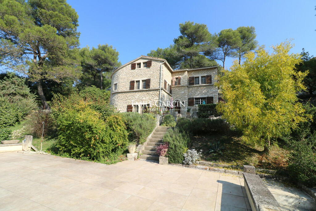 Main image of property: Provence-Alps-Cote d`Azur, Bouches-du-Rhône, St-Rémy-de-Provence