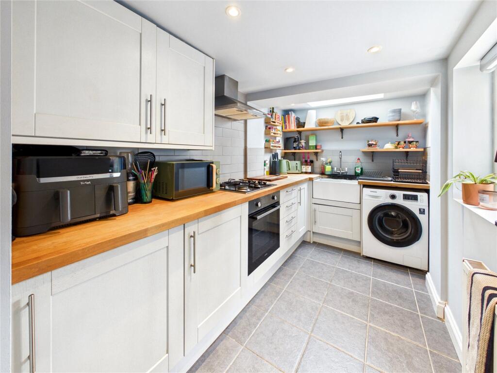 House in Braintree, Witham - View 4