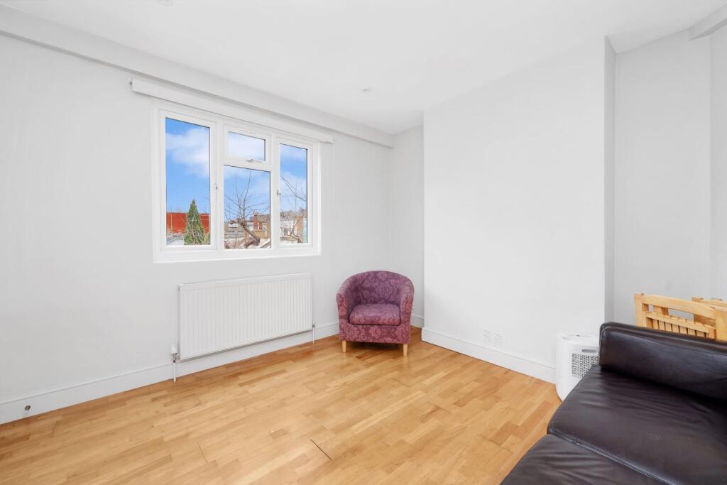 Main image of property: Fortess Grove, Kentish Town, London, NW5