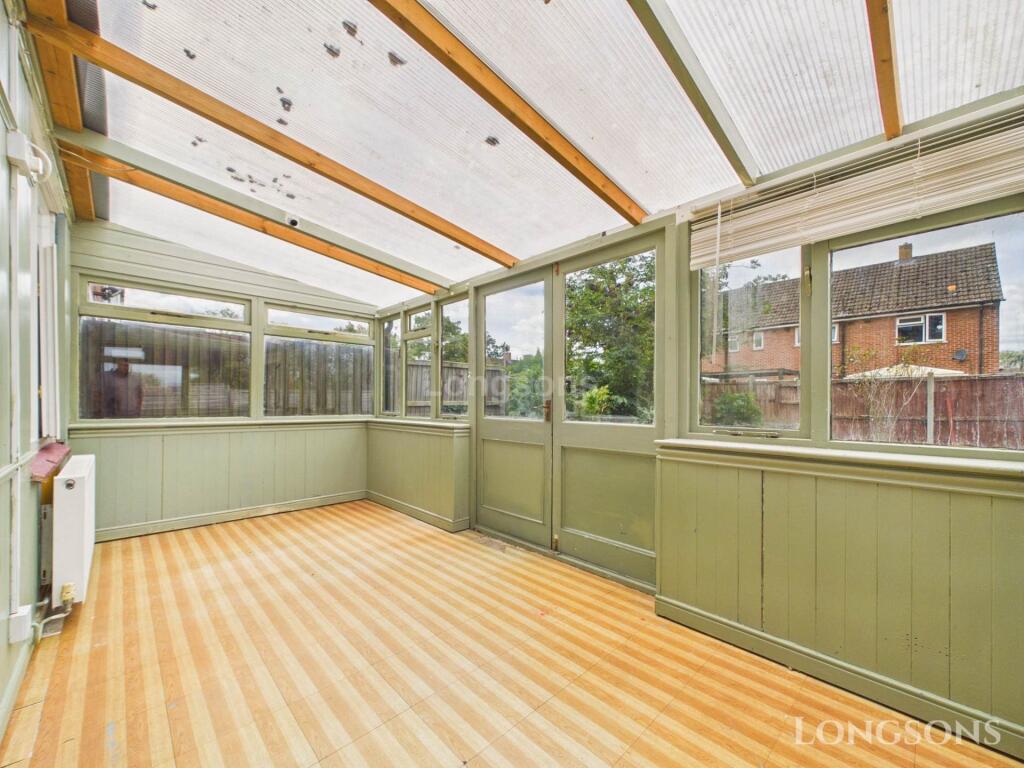 House in Breckland, Carbrooke - More