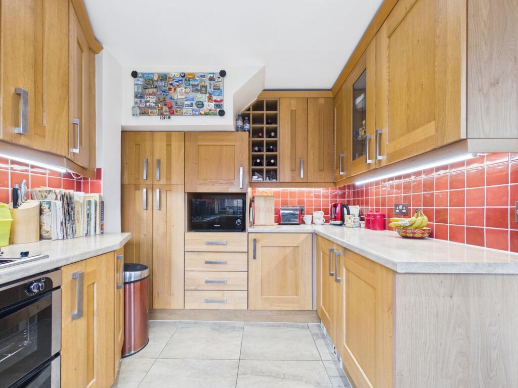 House in Chelmsford - More