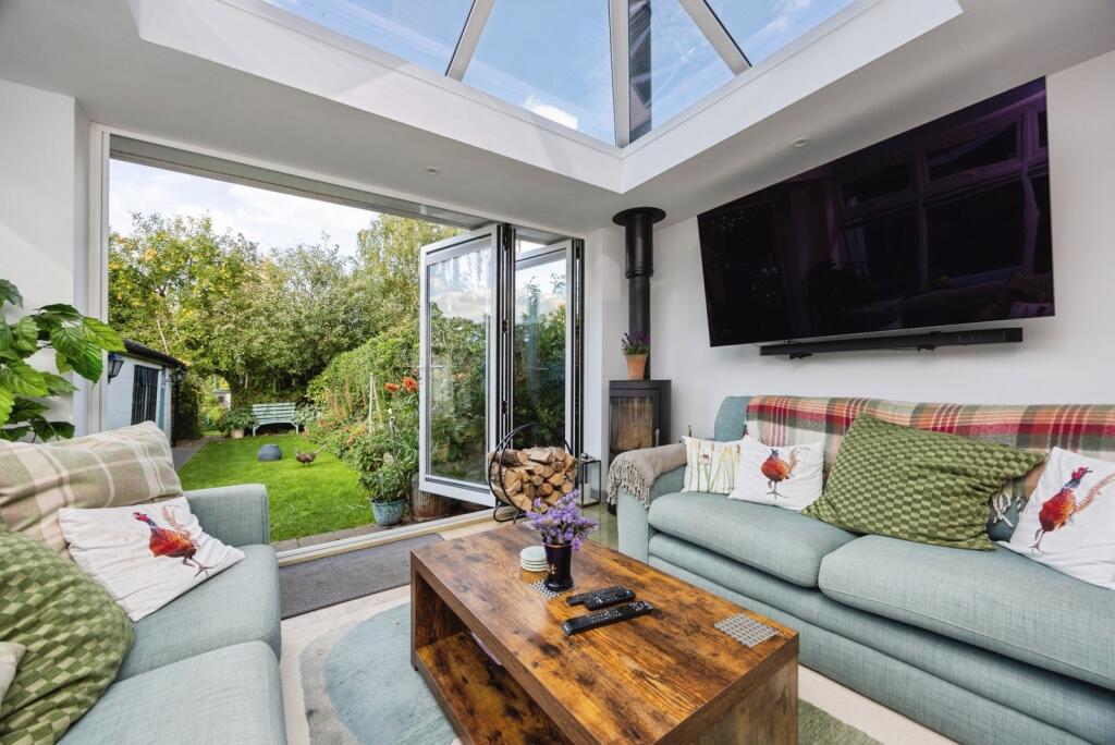 Main image of property: Old Epsom Road, Guildford, Surrey, GU4