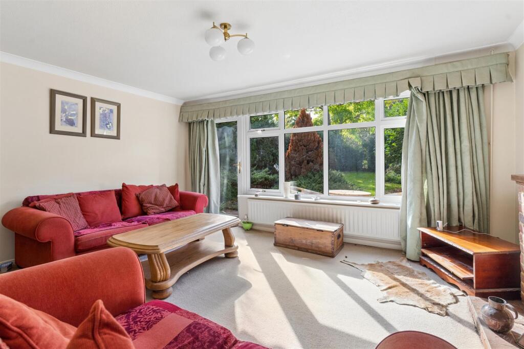 Hitchin Road, Shefford photo 4