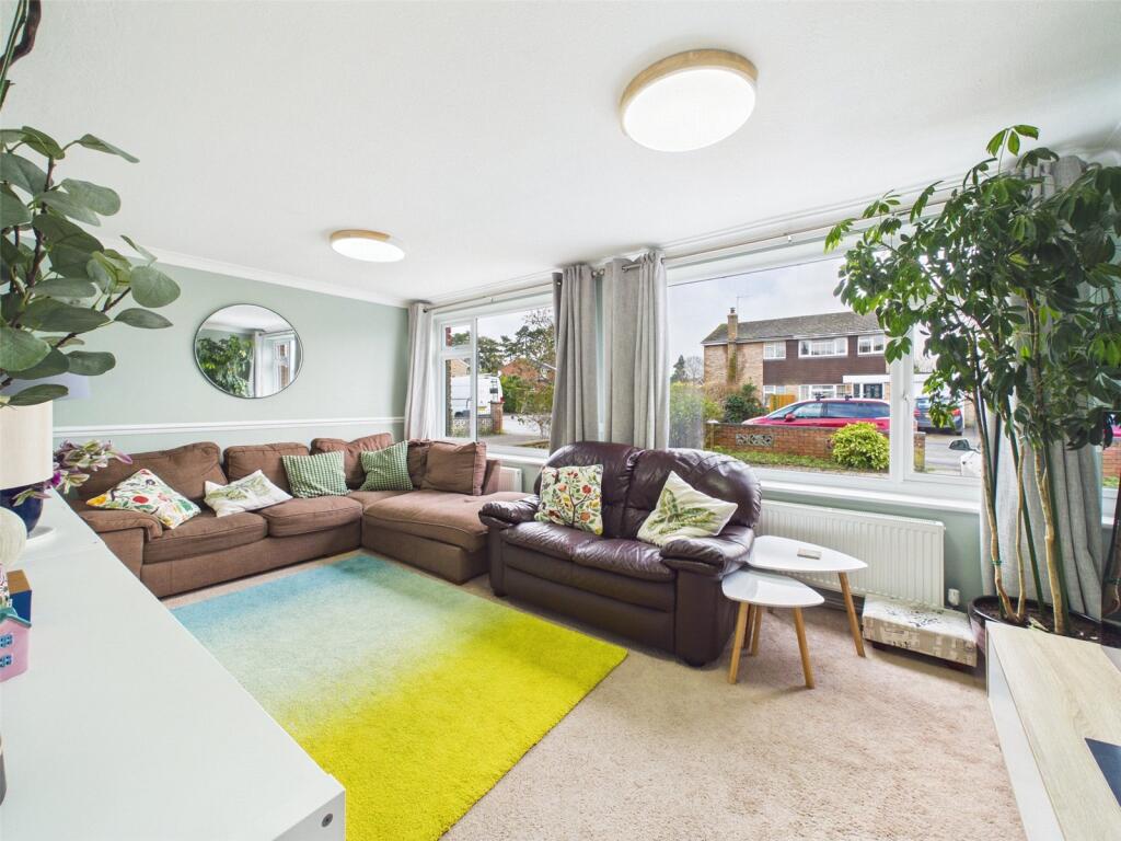 Cherry Tree Road, Chinnor, Oxfordshire, OX39 photo 4