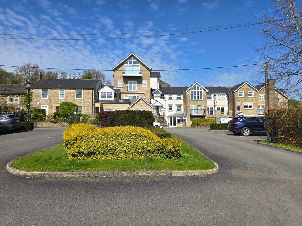 Main image of property: 5 The Rhyddings, Birtle, BL9 6UT