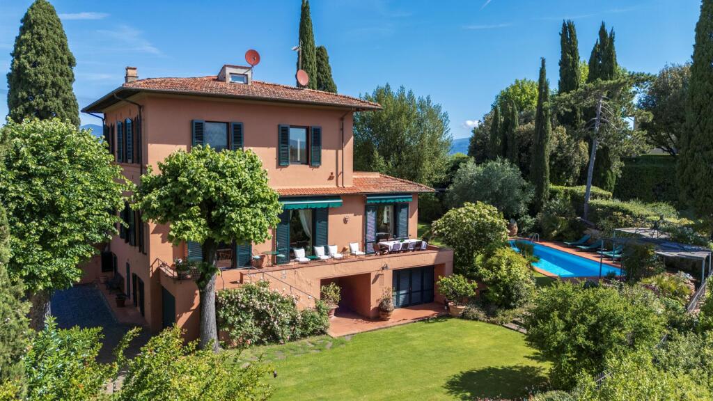 Main image of property: Tuscany, Florence, Florence