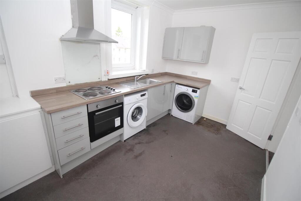 Apartment in Pine Street Greenock, Inverclyde - View 5