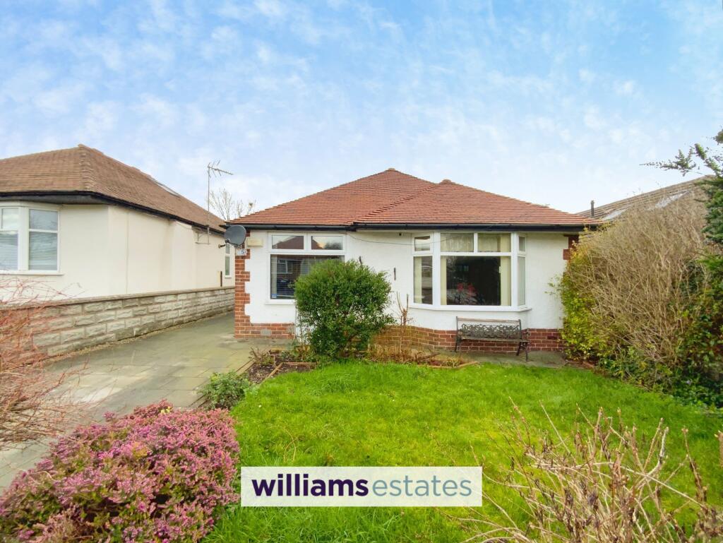 2-bed detached on Alexandra Drive, Prestatyn, LL19, £200,000