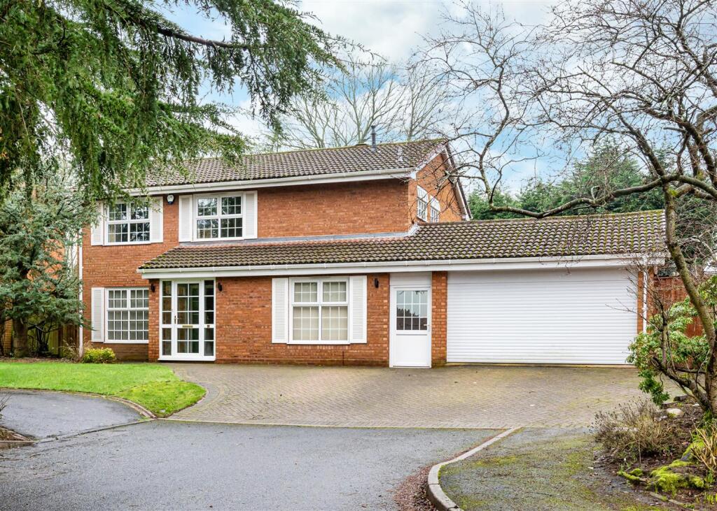Main image of property: 6 Redmoor Gardens, Wolverhampton