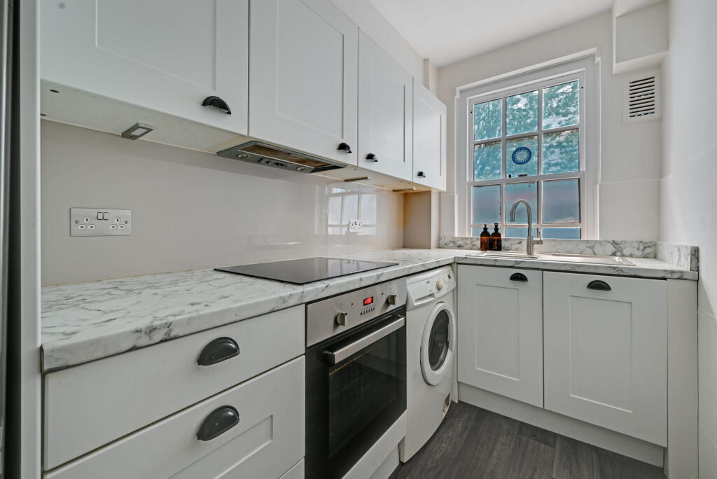 Apartment in London - More