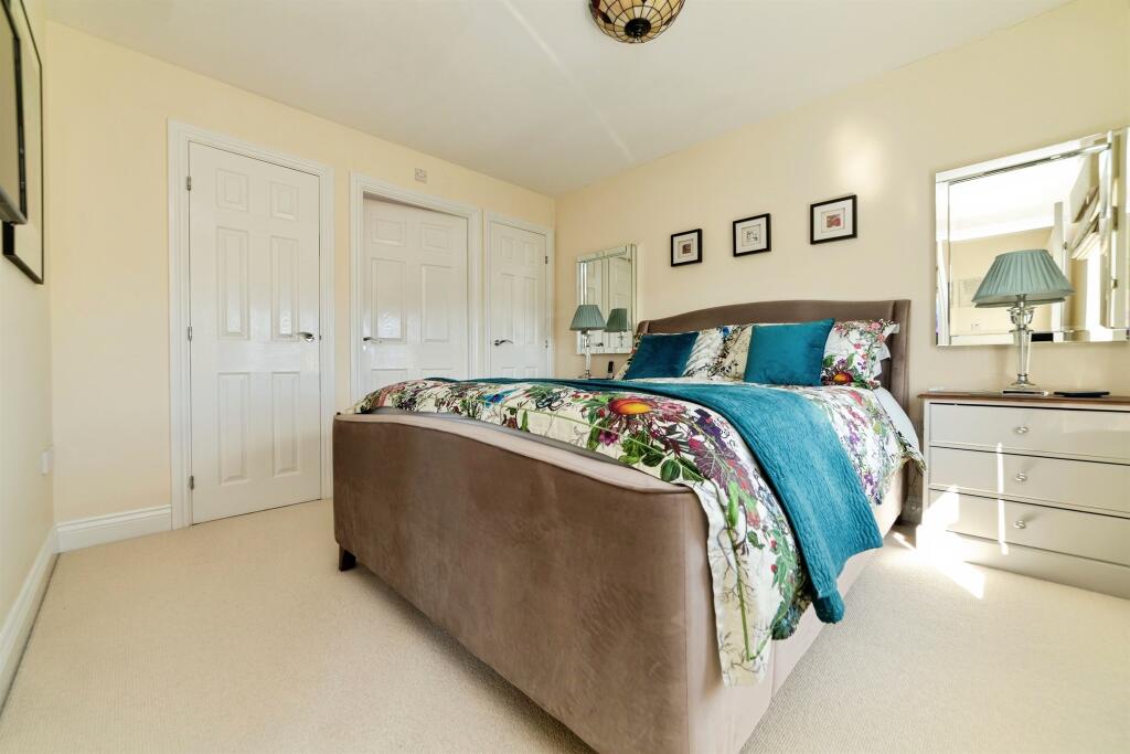 Additional image 9 of Devon Mead, Hatfield