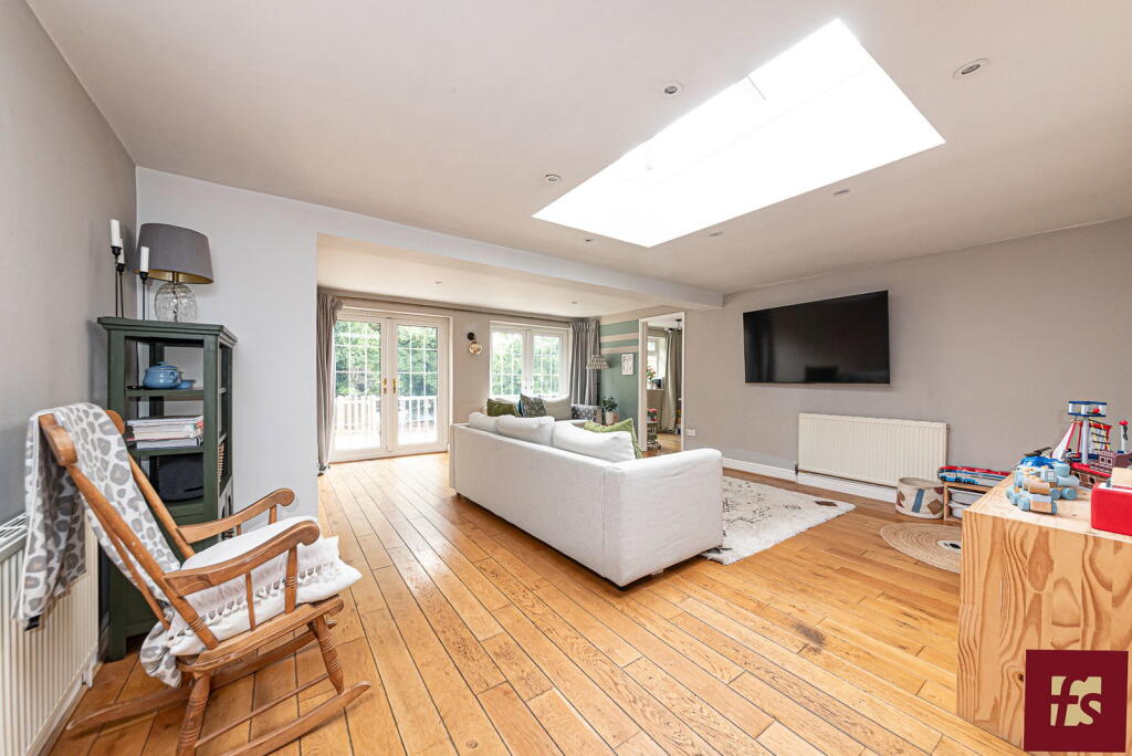 House in Sandhurst - View 5