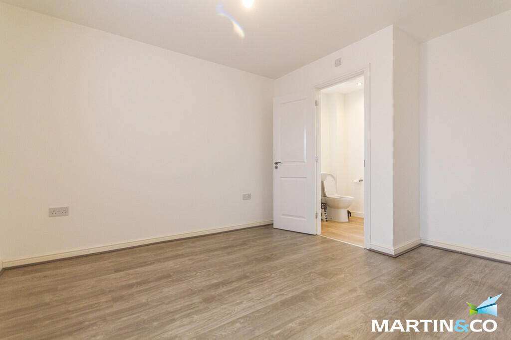 House in Sandwell, West Midlands - View 5