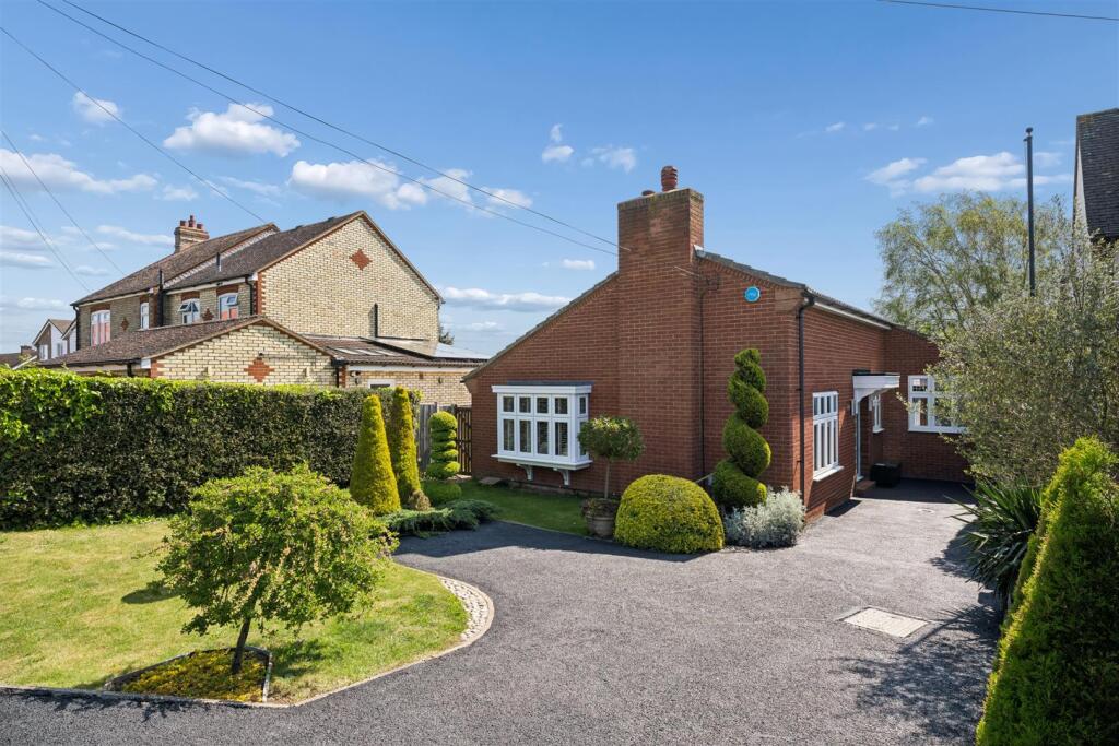 Main image of property: Shefford Road, MEPPERSHALL