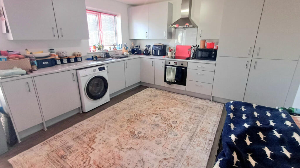 Avondale Drive, Preston, PR5 5BQ photo 3