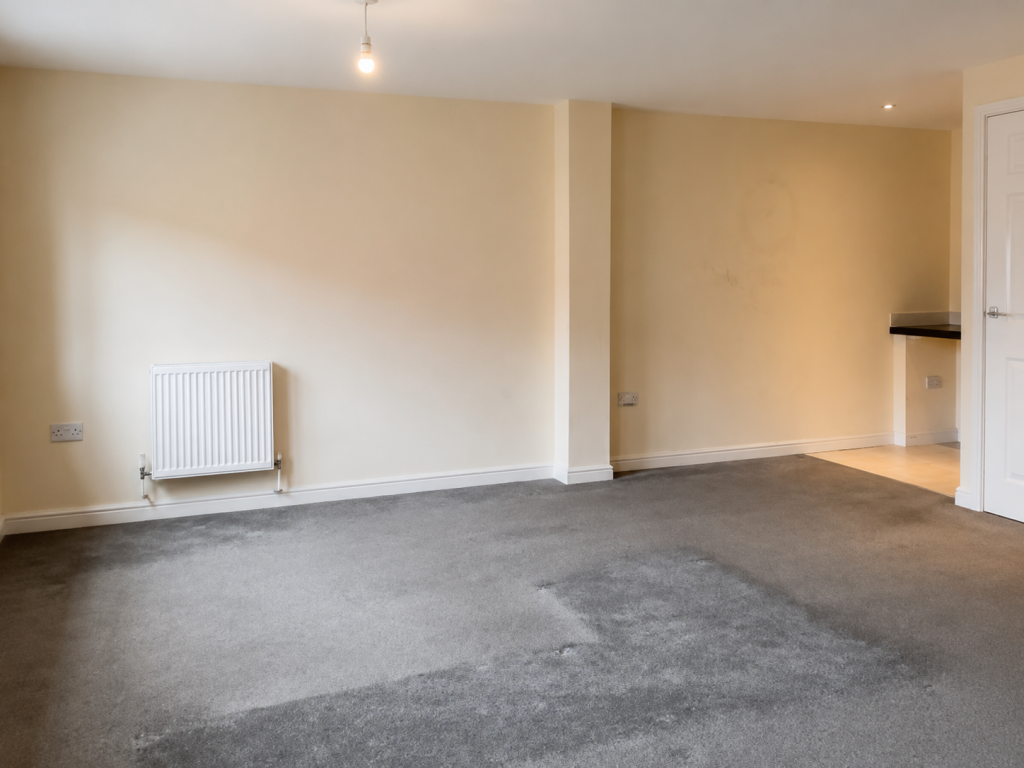 Apartment in Stockport, Greater Manchester - View 4
