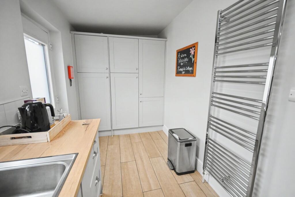 House in Newcastle upon Tyne - View 4