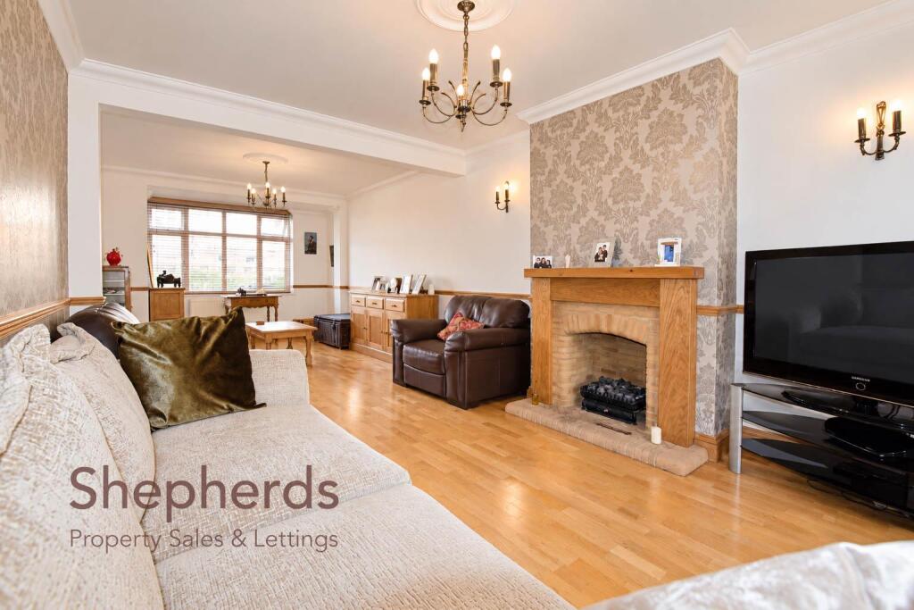 House in Enfield - View 5