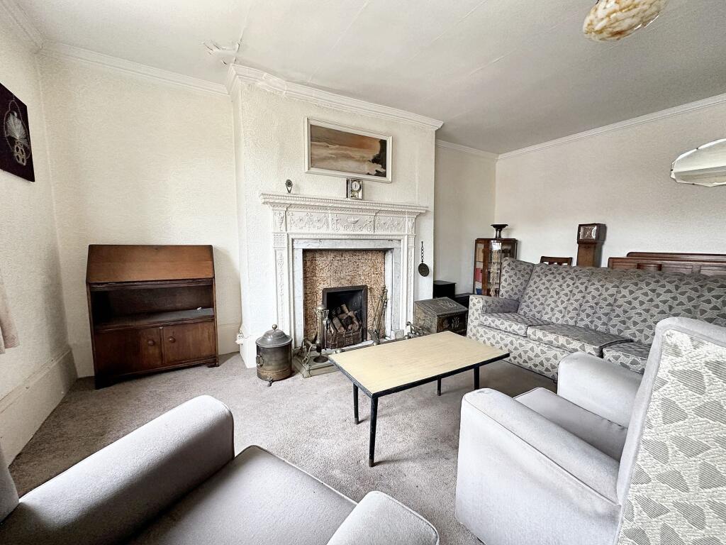 Rumbridge Street, Totton, SO40 photo 2