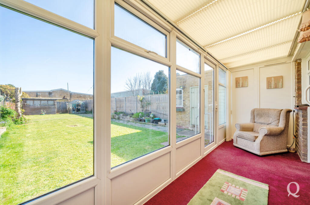 Langley Road, Sittingbourne, Kent, ME10 – pohled 5