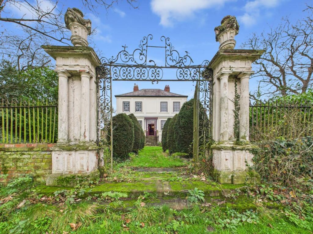 Cronton Hall, Hall Lane, Cronton - Widok 2