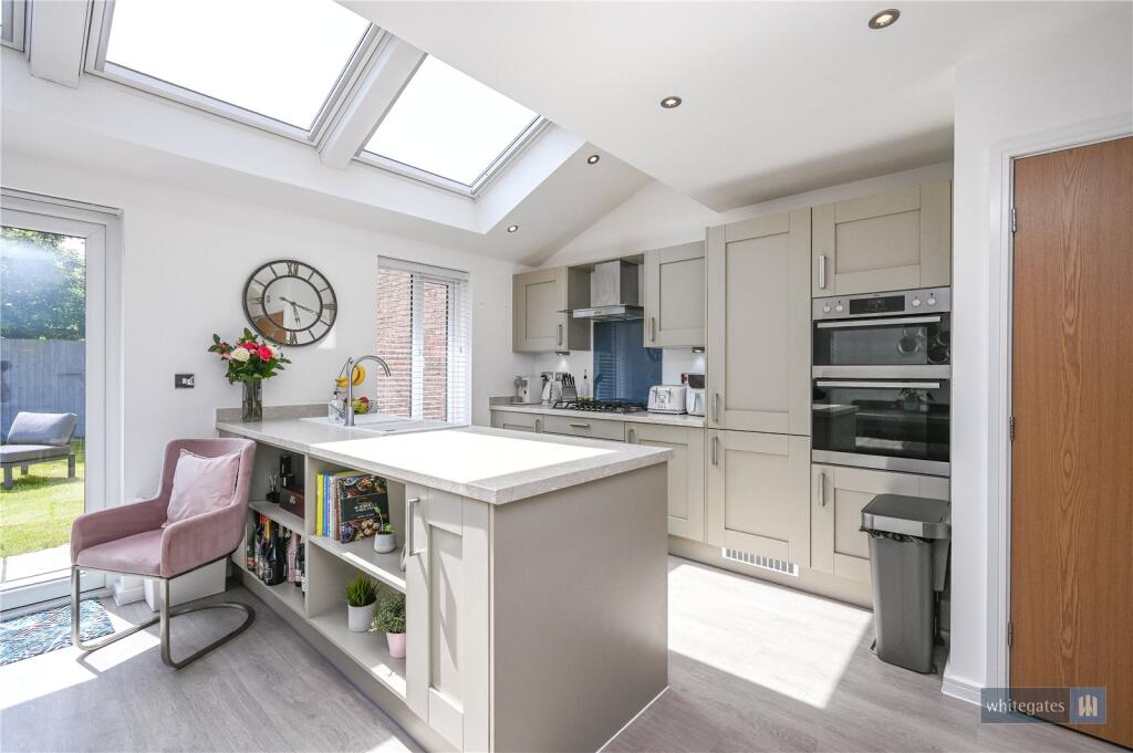House in Knowsley, Liverpool City Region - View 6