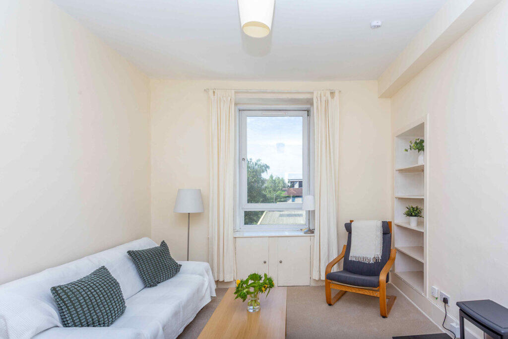 5/9 (2F1) Beaverhall Road, Edinburgh, EH7 4JQ