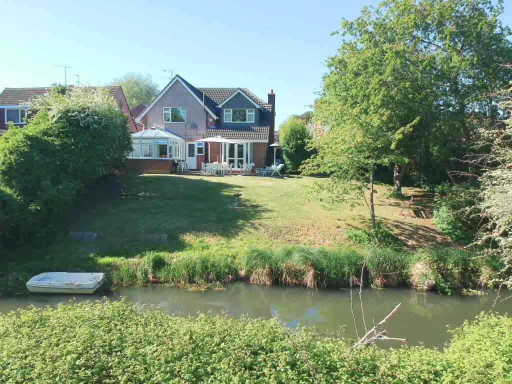 Main image of property: Trelleck Road, Coley, Reading, RG1
