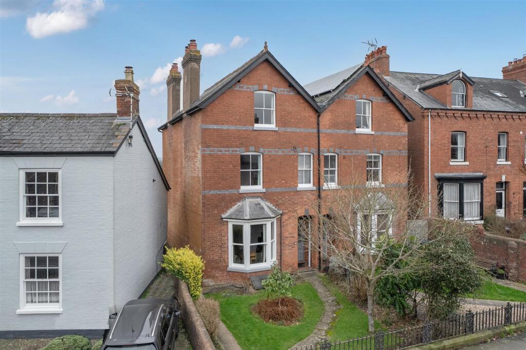 4-bed house on 31, Gravel Hill, Ludlow, SY8, £500,000