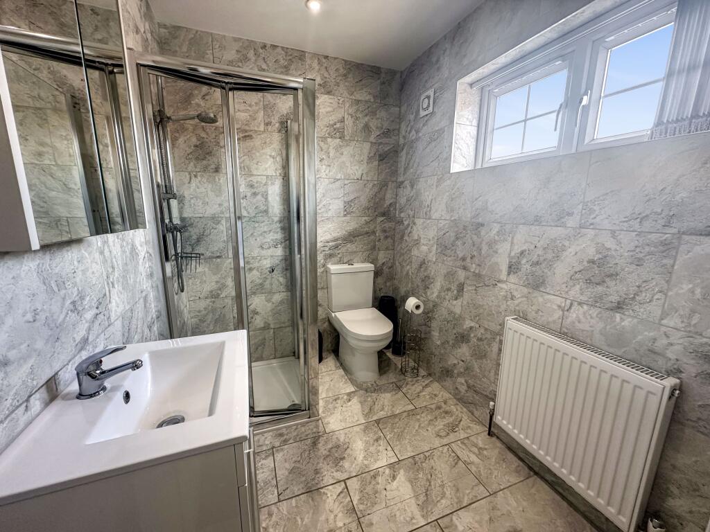 House in Slough - View 2